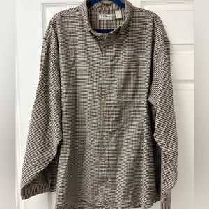 LL Bean Button Down Shirt. Excellent Condition. Size XXL